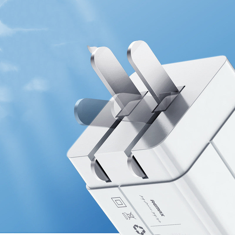 REMAX 4-Head QC Fast Charging Adapter (CN/UK/EU Plug)